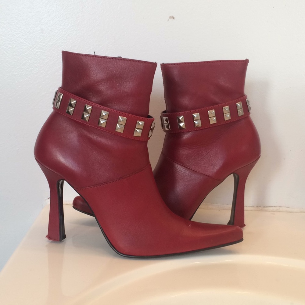 Vintage Steve Madden heels